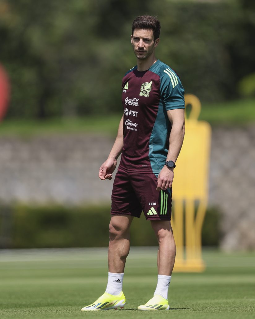 Curso Experto en Análisis de Rendimiento físico Seleccion de Mexico 1 824x1030 - Curso Experto en Análisis de Rendimiento físico