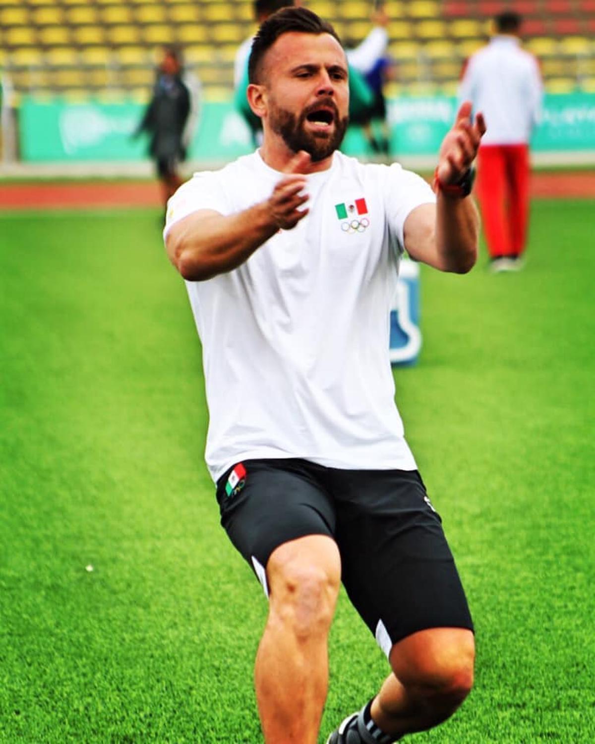 Anibal Gonzalez Anibal Gonzalez